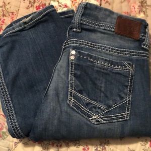 Buckle jeans